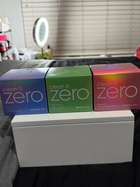 Banila Co Clean It Zero Cleansing Balm set